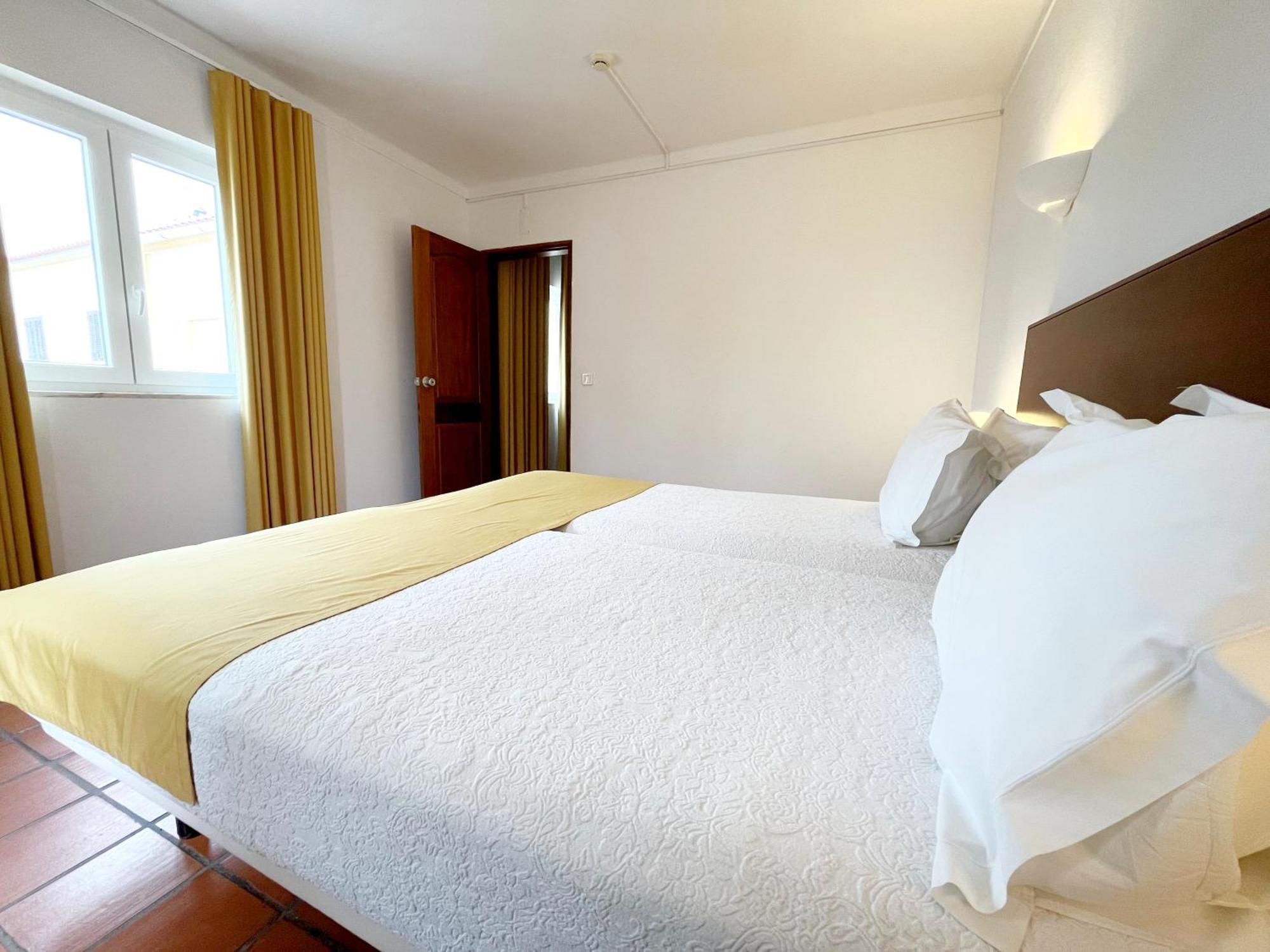 Quartos Da Vila - Duna Parque Resorts & Hotels (Adults Only) Vila Nova de Milfontes Rom bilde
